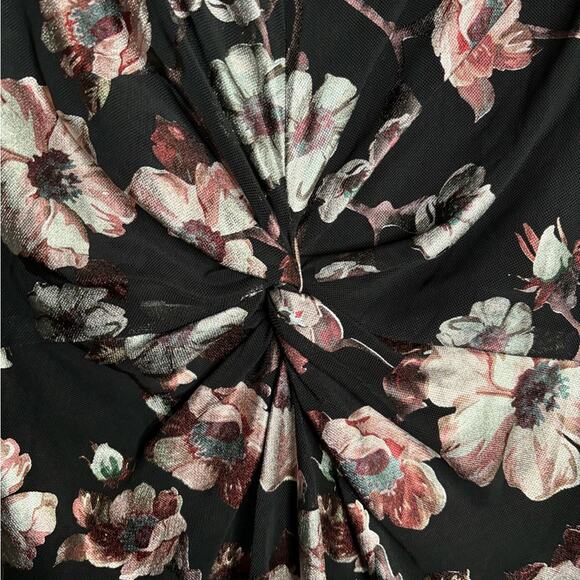 Ronni Nicole Black and Pink Floral Sleeveless Dress Twist Front Detail Size M - Picture 3 of 6